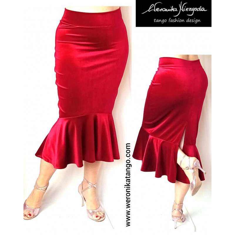 Velvet skirt with the ruffle