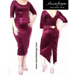 Velvet shiny pencil skirt with ruffles